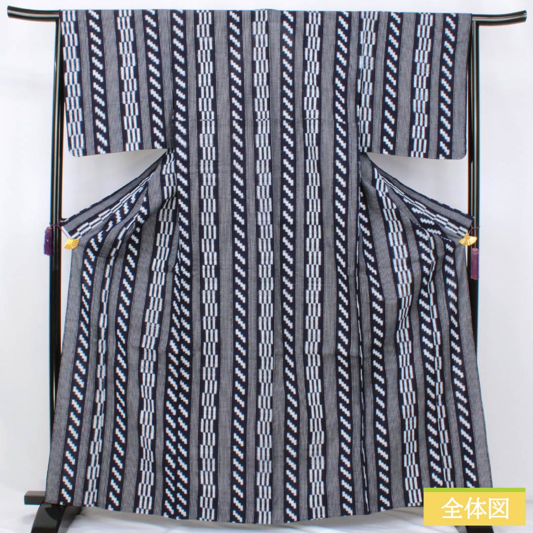 紬 木綿 Sランク 身丈167.5cm 裄丈65cm 褐色（かちいろ） 久留米絣 単衣 紺系 1116004392518