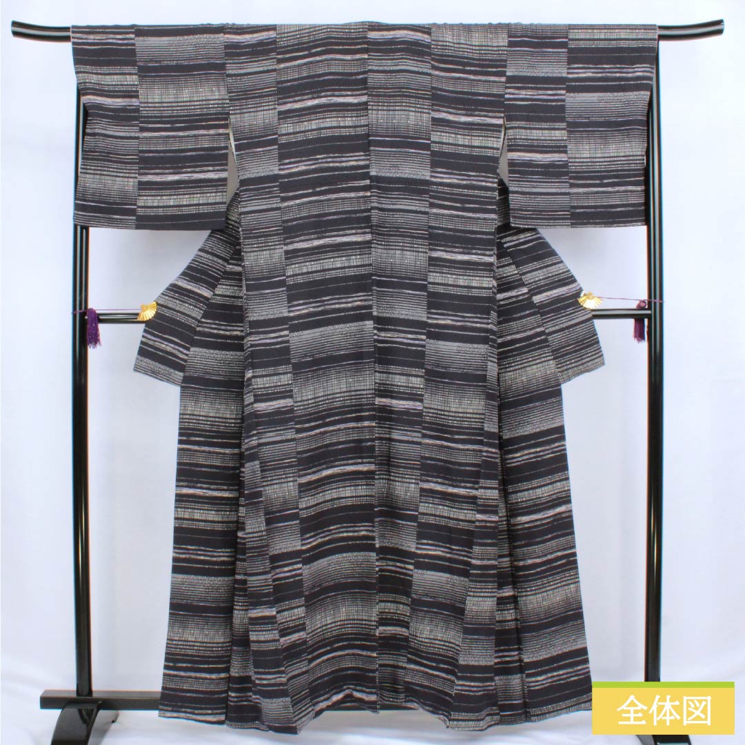 Komon (small pattern) silk, S rank, length 159.5cm, sleeve length 68cm, lined, Aisumi brown (ice-dyed) pattern, geometric pattern, black, 1115006512310