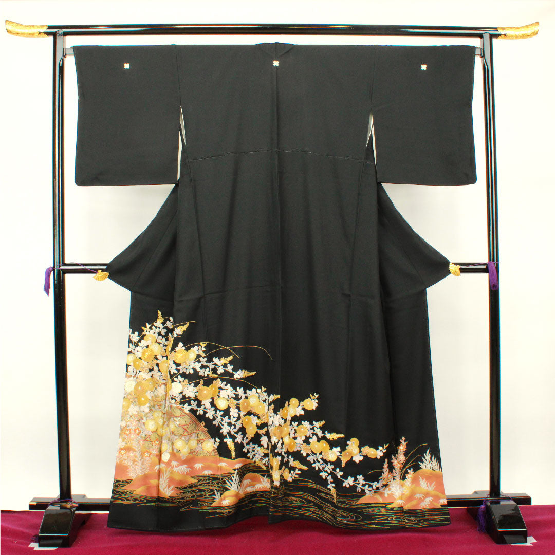 黒留袖 身丈164cm 裄丈65cm 袷 京友禅 菊 違い鷹の羽 正絹 Sランク 五つ紋 黒系 1111000622410