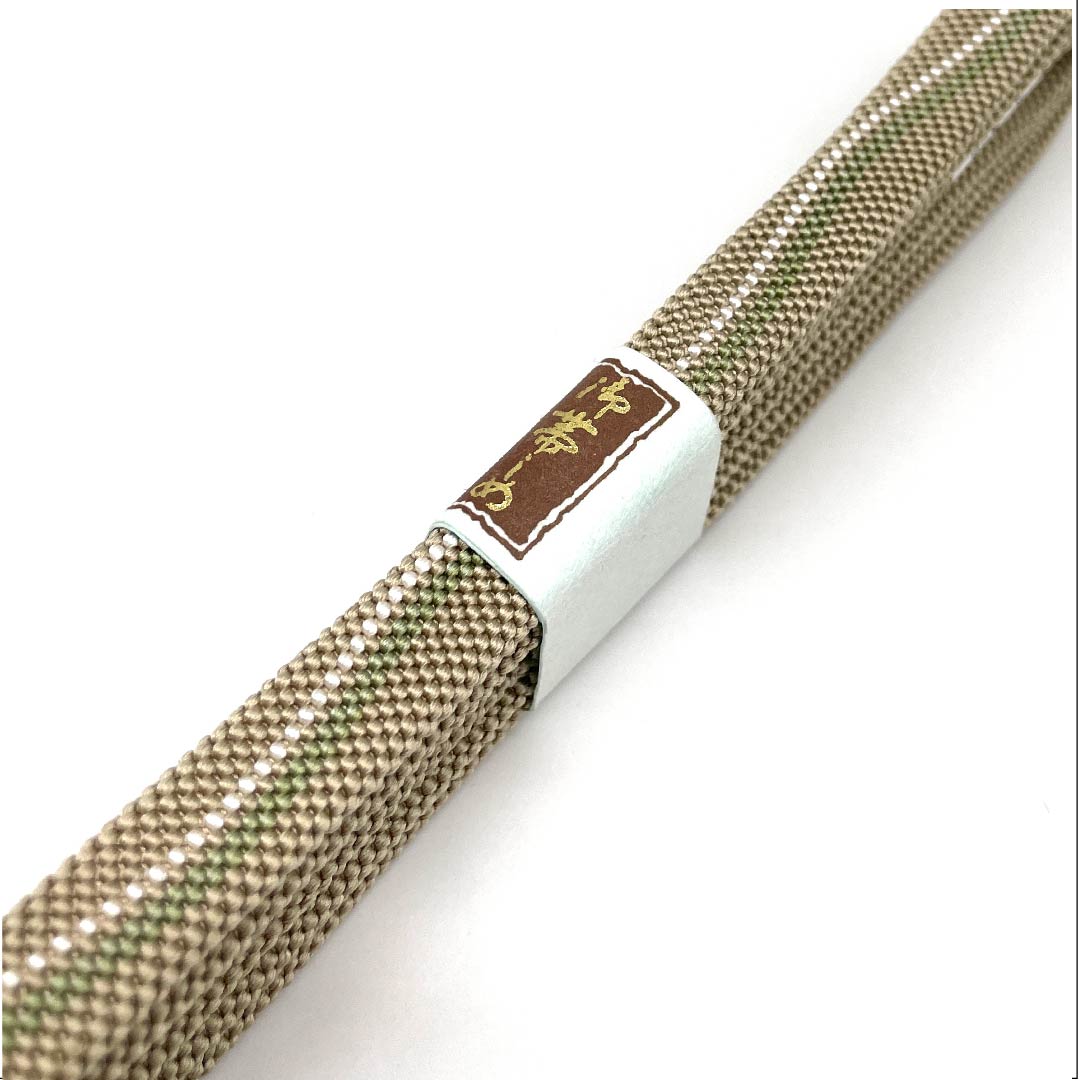 （新古品） 帯締め 正絹 四分紐 茅色（かやいろ） 組紐工房 綺彩 夢むすび 長さ約168cm 幅約1.2cm カジュアル Sランク ベージュ系 1135002662325
