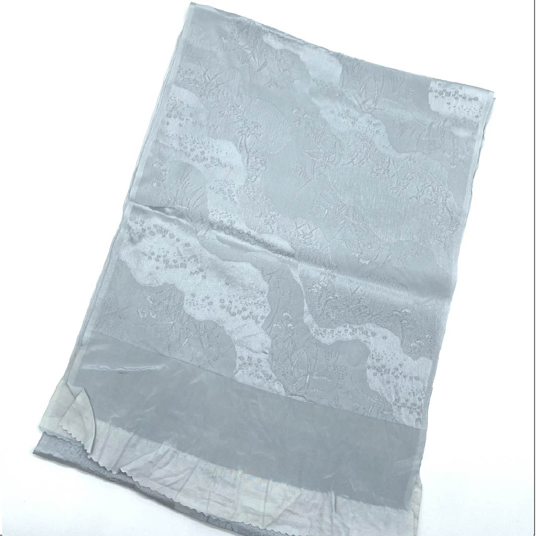 帯揚げ 正絹 セミフォーマル 白銅色（はくどういろ） 古典柄 草花模様 長さ約164cm 幅約29cm Sランク グレー系 1136000562922