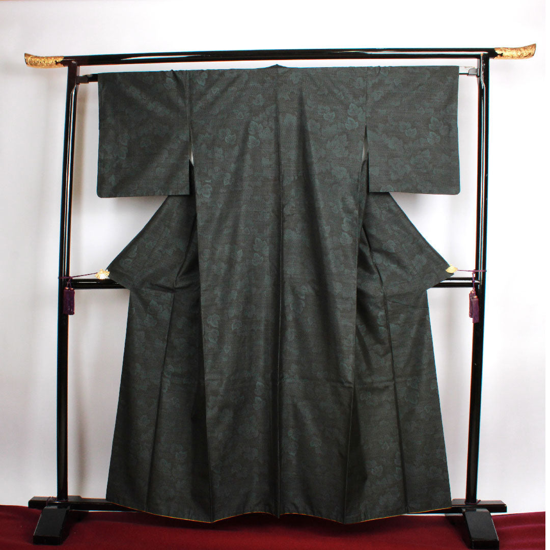 大島紬 身丈159.5cm 裄丈64cm 緯総絣 蔦模様 正絹 Aランク 袷 紺系 1116001823318