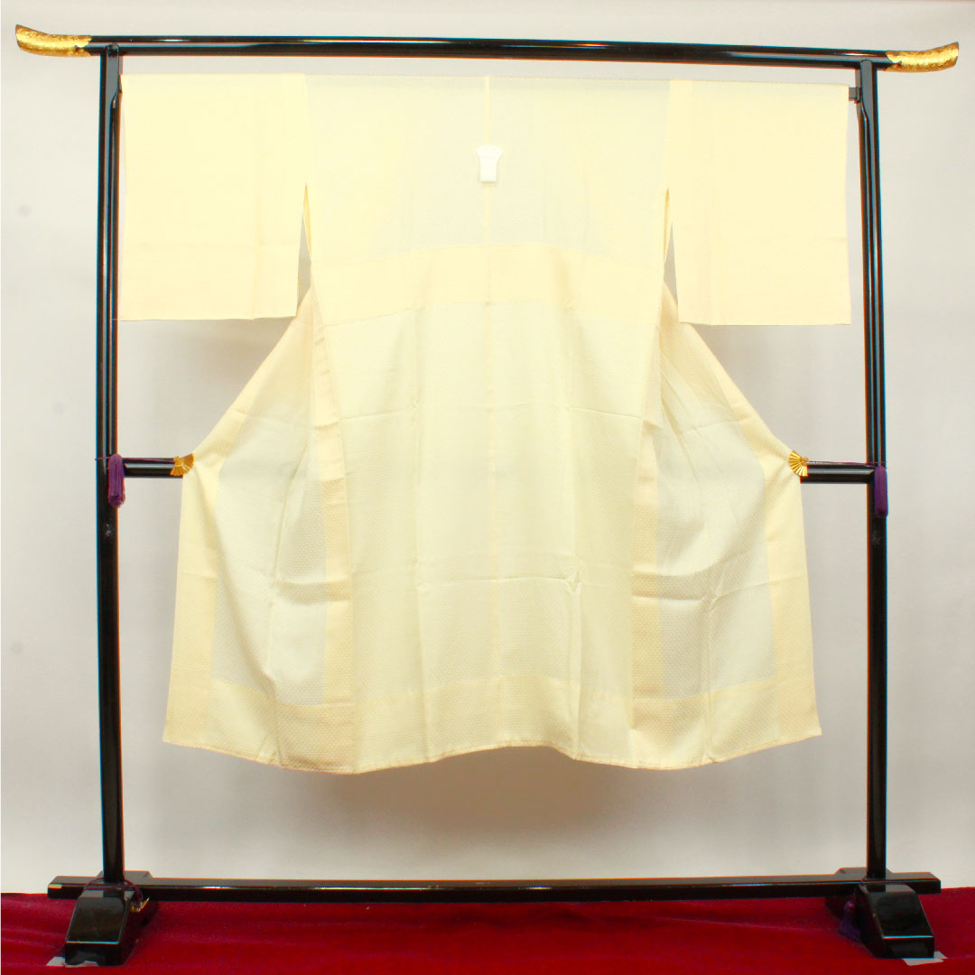 長襦袢 正絹 身丈132cm 裄丈71cm 単衣  フォーマル 鱗模様  Sランク クリーム系 1129000592315