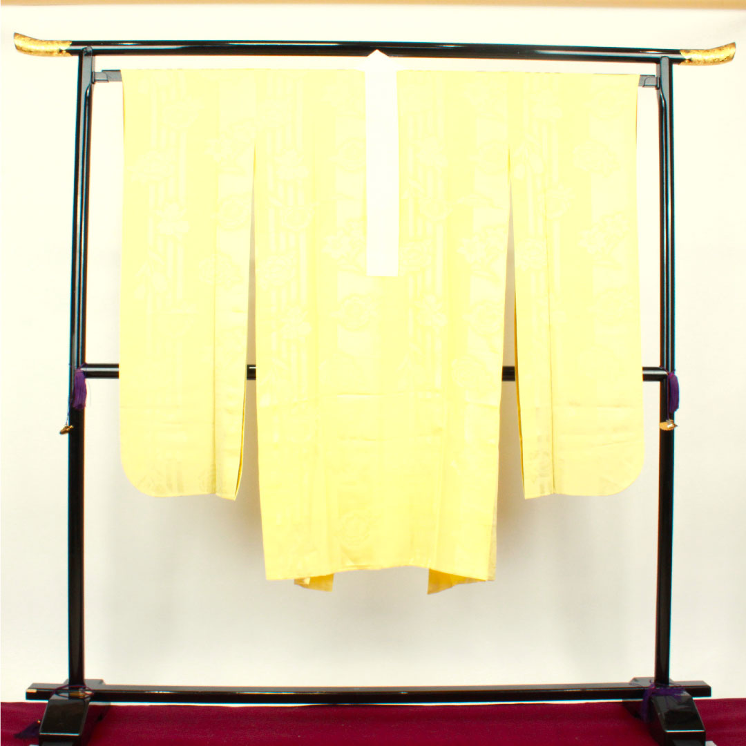 長襦袢 正絹 身丈122cm 裄丈63.5cm 袷  振袖用 刺繡衿付 花模様  Sランク 黄系 1129000362123