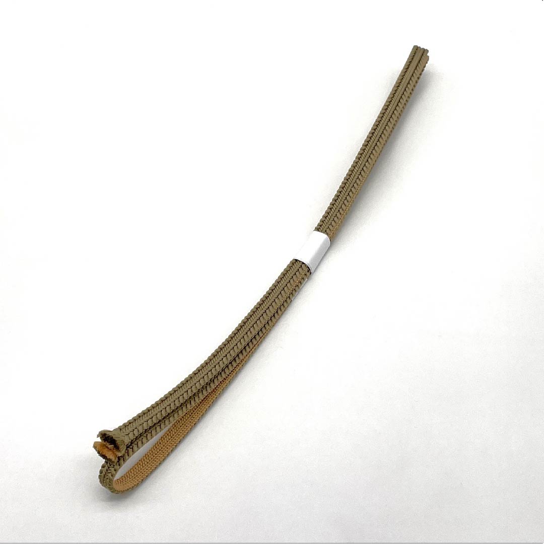 (新品)帯締め 正絹 NEWランク 三分紐 煤竹茶色（すすたけちゃいろ） 帯留め用   長さ約122cm 幅約0.9cm カジュアル 茶系 1135005801314