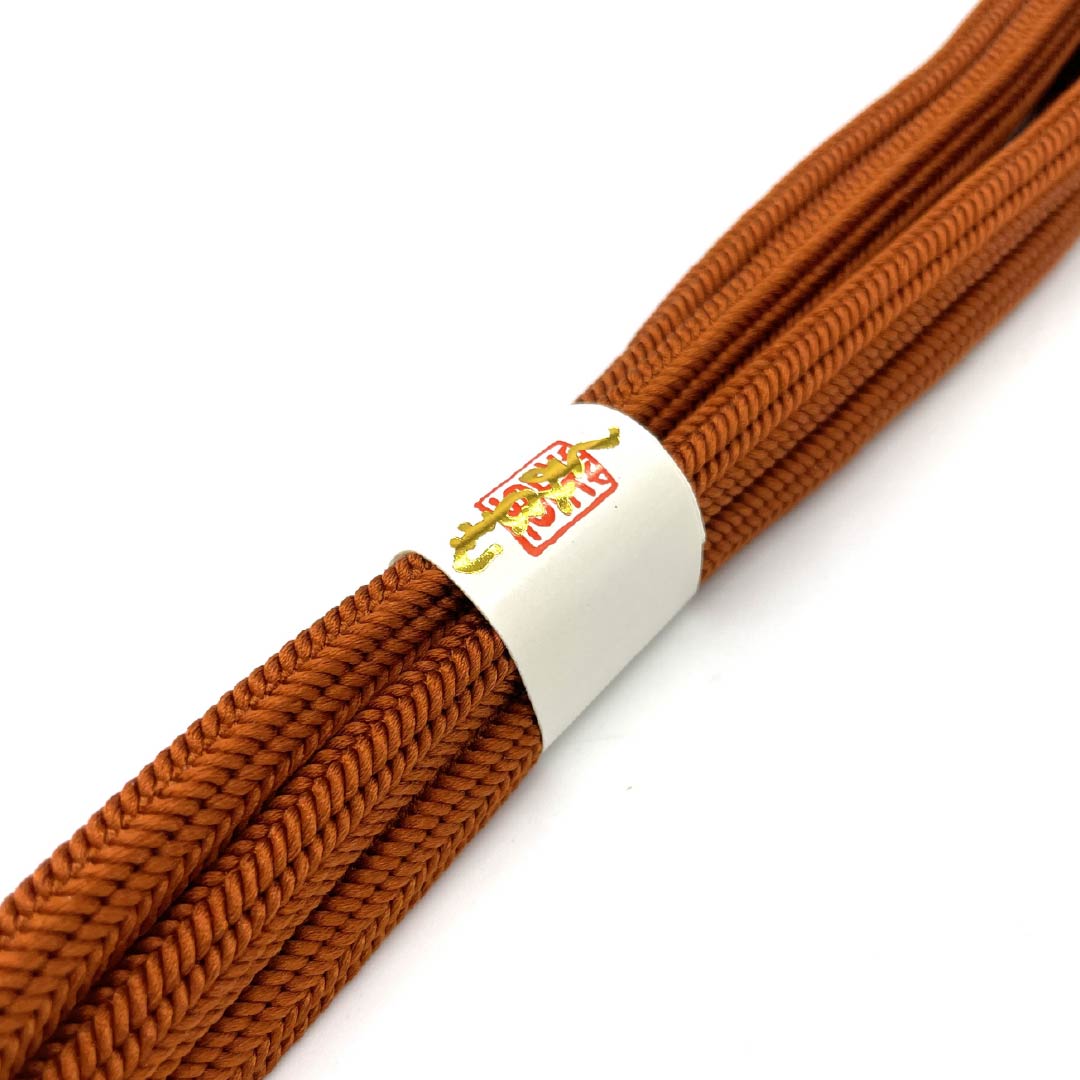 （新古品） 帯締め 正絹  濃柿色（こいがきいろ） 冠組 新古品 長さ約159.5cm 幅約1cm セミフォーマル NEWランク 茶系 1135003531314