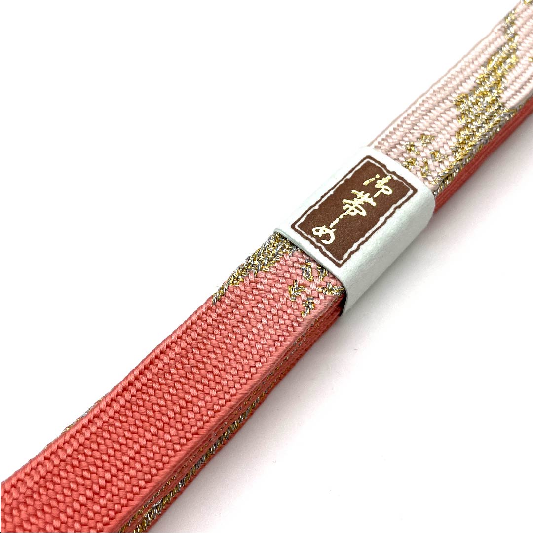 （新古品） 帯締め 正絹 四分紐 紅梅色（こうばいいろ） 金属糸使用 新古品 長さ約162cm 幅約1.5cm セミフォーマル Sランク ピンク系 1135001852913