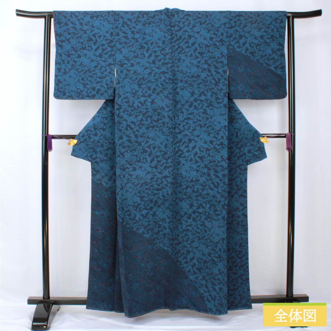 Homongi (formal kimono) made of pure silk, length 159cm, sleeve length 62cm, lined, dark navy blue, stencil-dyed, all-flower pattern, A rank, navy blue, 1115005403318