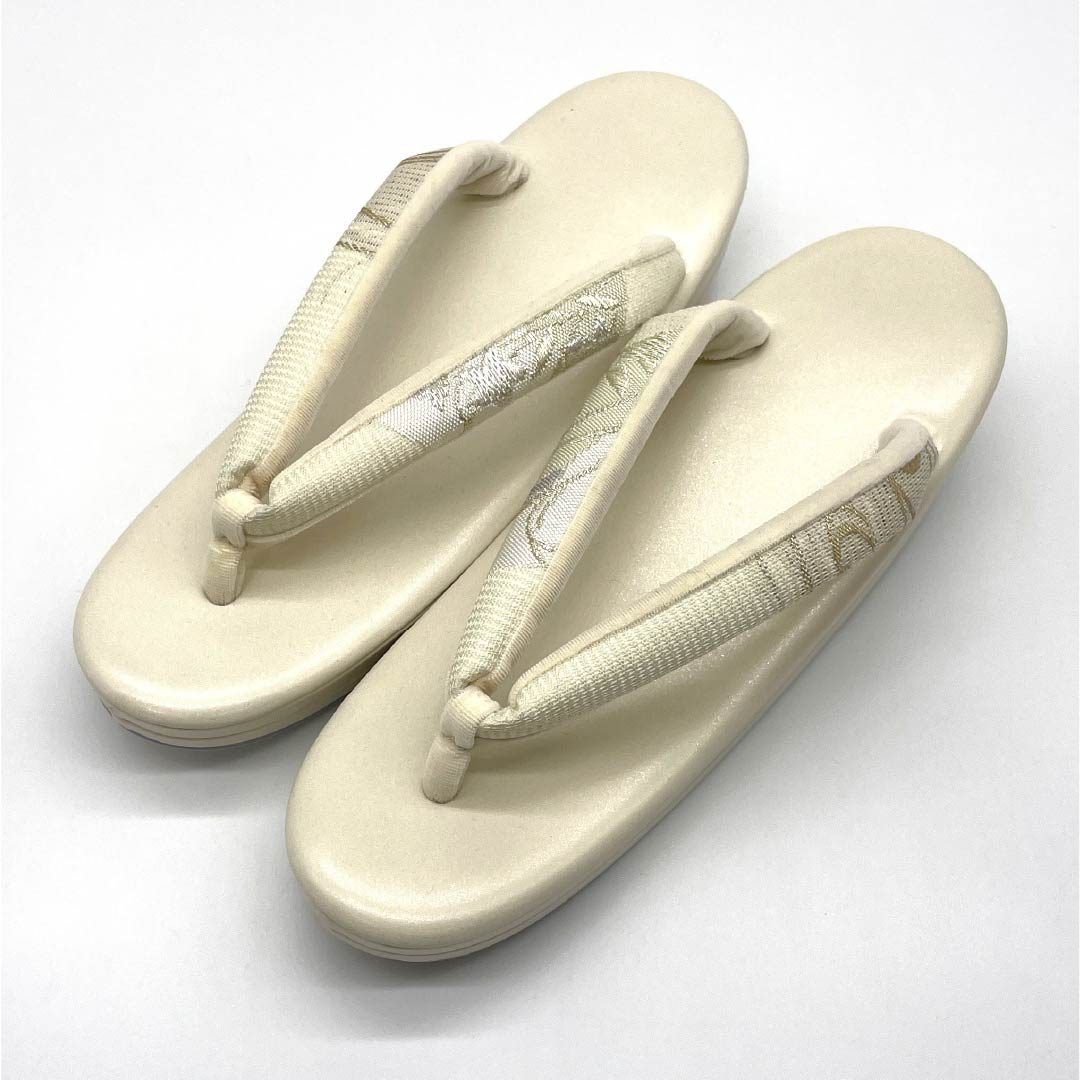 （新古品）草履 合皮 NEWランク フォーマル 留袖用 三枚芯 長さ24.5cm Lサイズ 白系 1122001281411