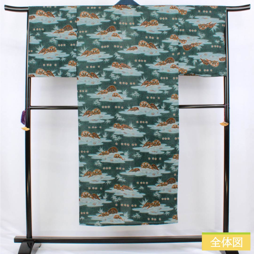 Men's wool nagajuban (long under-kimono), S-rank, length 140cm, sleeve length 67cm, iron-colored, with a bamboo grass and wave design, one-wheeled cart design, green, 1140000722419
