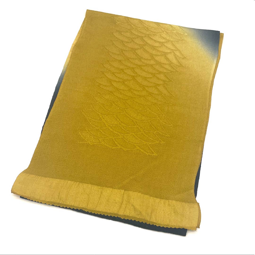 Semi-formal silk obiage (sash sash), S-rank, black and ochre, crepe fabric with a scale pattern, approximately 180cm long and 28.5cm wide, gradient finish. Product number: 1136001992999
