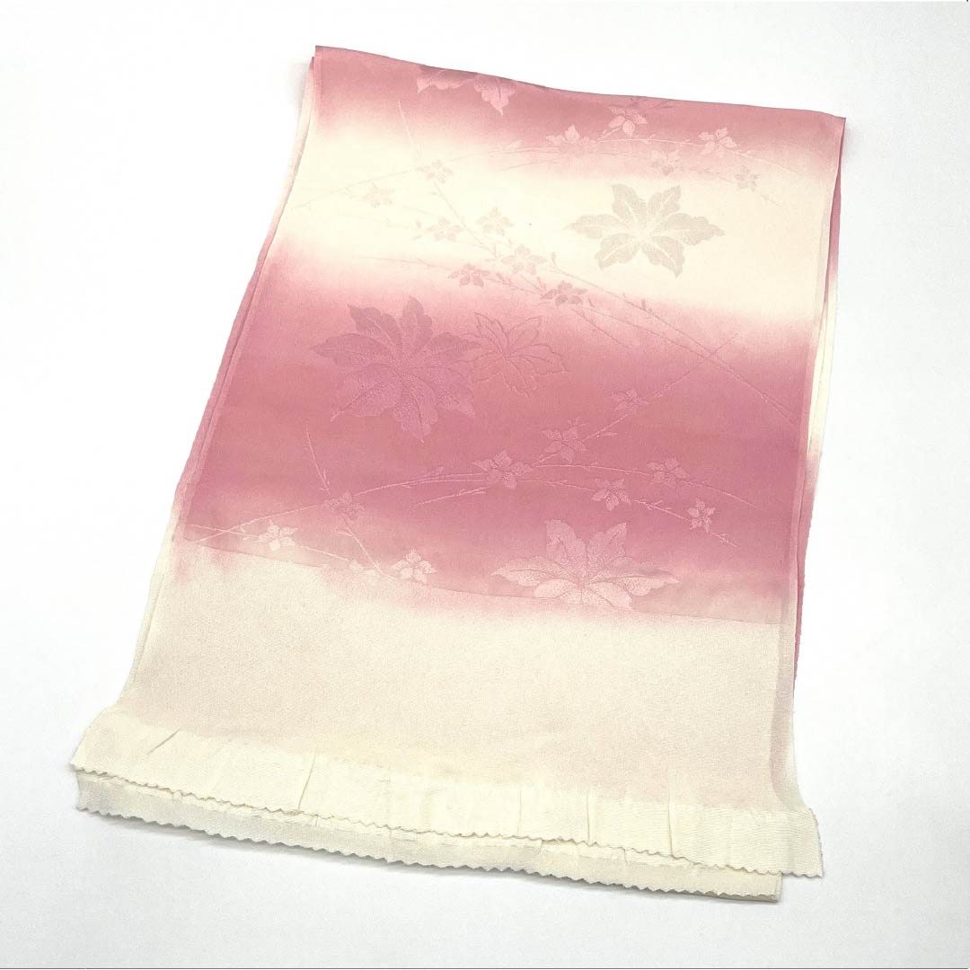 帯揚げ 正絹 Aランク セミフォーマル 乳白色（にゅうはくしょく） 桃紅色（とうこうしょく） グラデーション 草花 長さ約169cm 幅約27.5cm グラデーション系 1136003083999