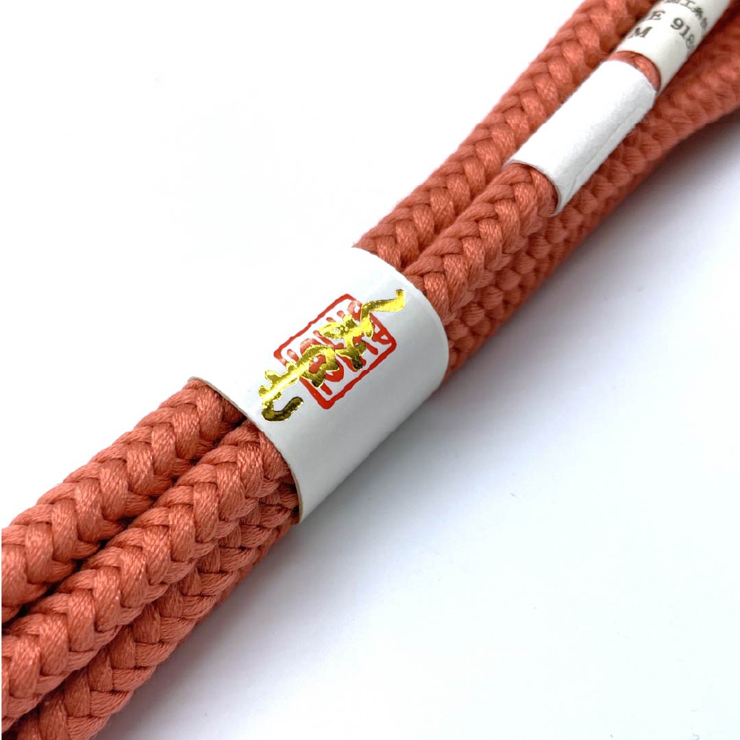 帯締め 正絹  似紅色（にせべにいろ） 無地 丸組 長さ約158cm 幅約0.9cm カジュアル Sランク 茶系 1135003152314