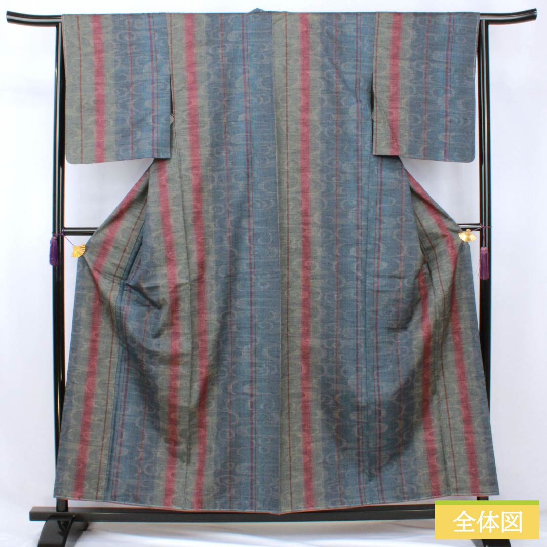 紬 正絹 Sランク 身丈158cm 裄丈65cm 藍錆色（あいさびいろ） 真綿紬 流水 縞 袷 青系 1116004532317