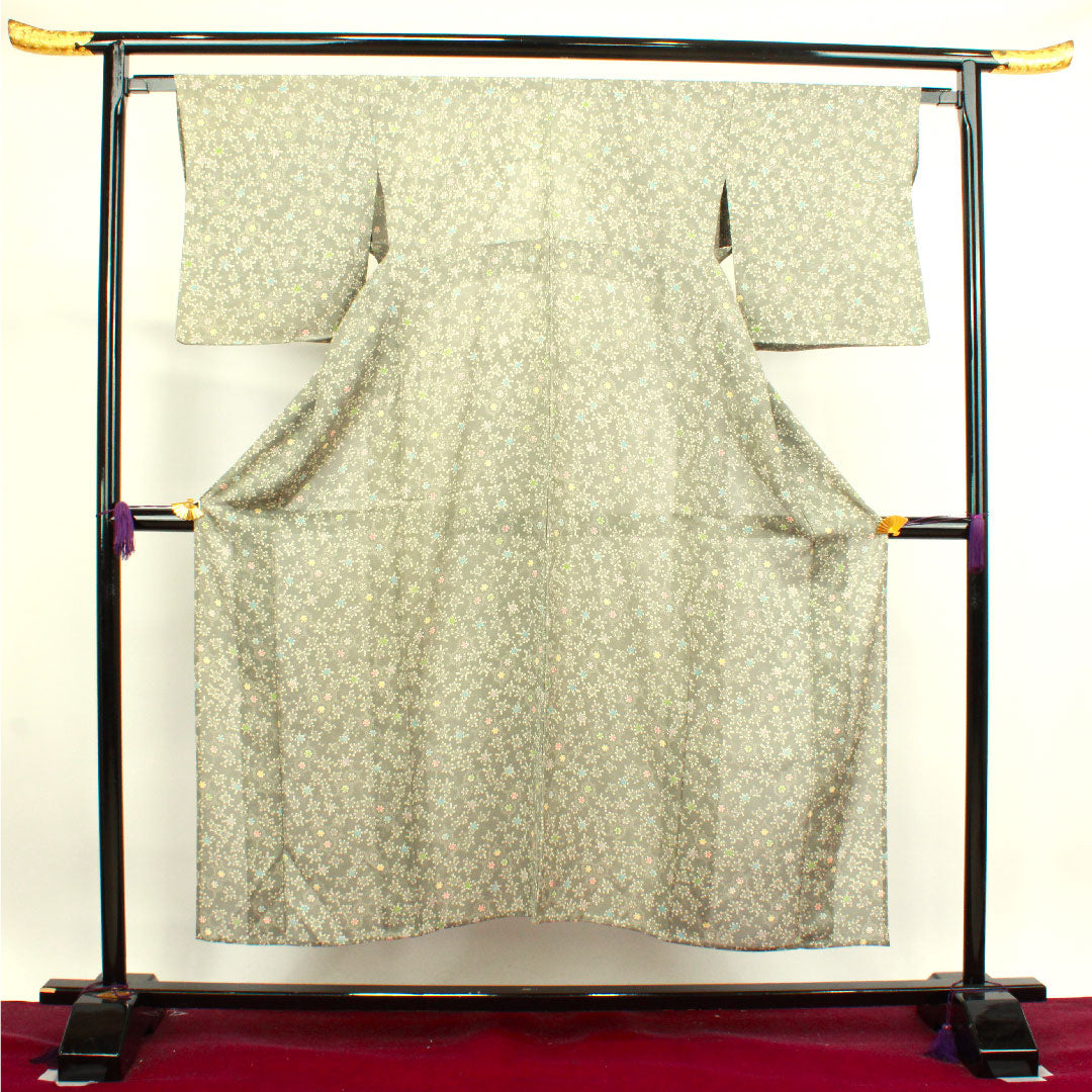 夏物 正絹 小紋 身丈149cm 裄丈63.5cm 柳鼠色（やなぎねずいろ） 菊 亀甲 絽 Sランク グレー系 1132000732122