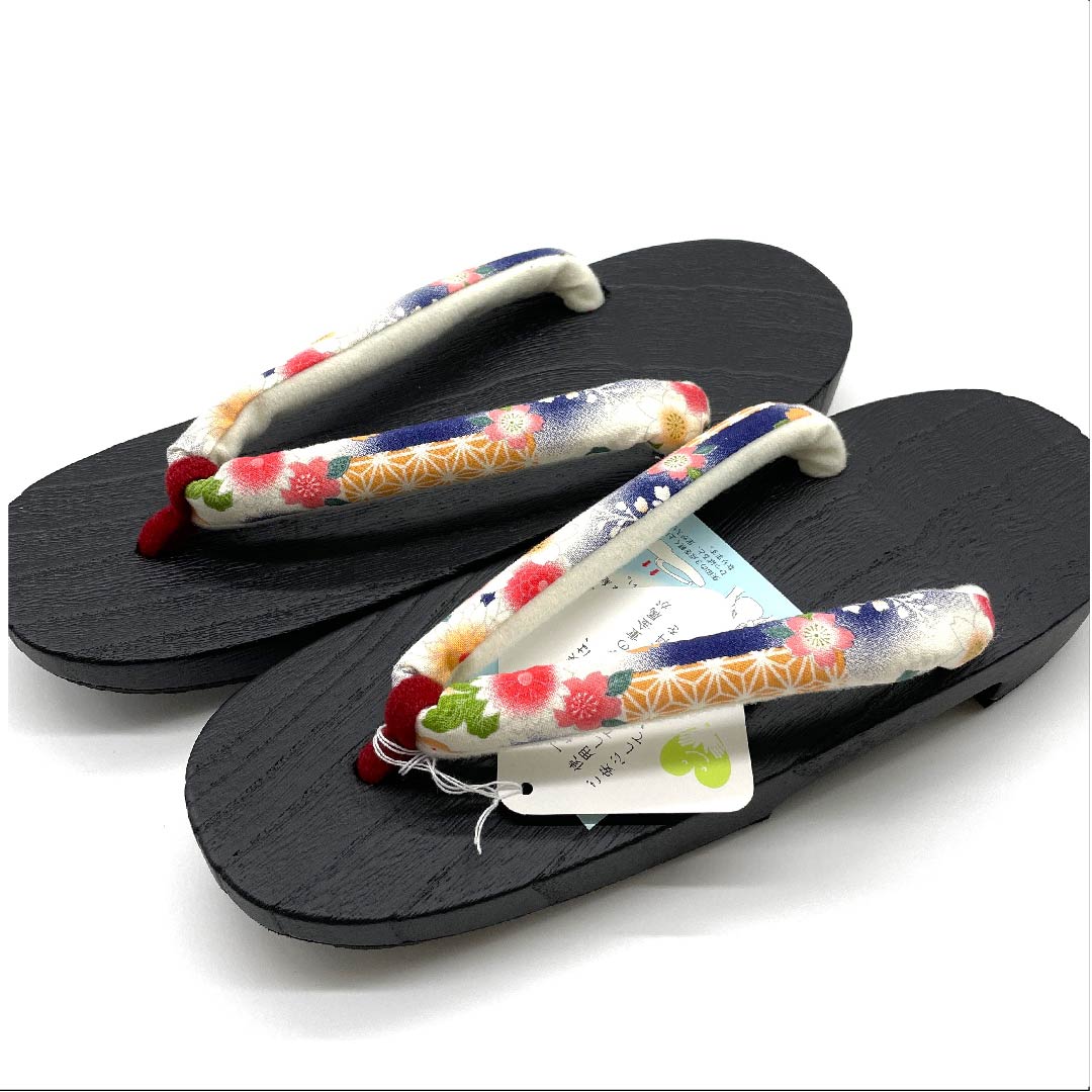 （新品未使用品）下駄 菊 桜 麻の葉 XLサイズ 黒系 NEWランク 1122000991510