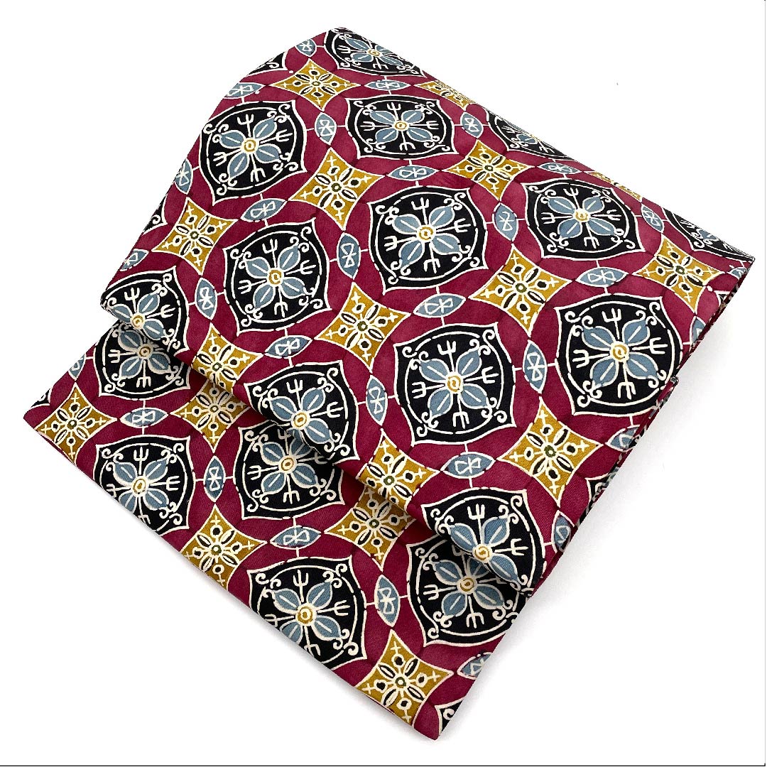 名古屋帯 臙脂色 幾何学模様 京紅型 帯丈342cm 正絹 Sランク 全通 カジュアル 紫系 1124003642320  名古屋仕立て