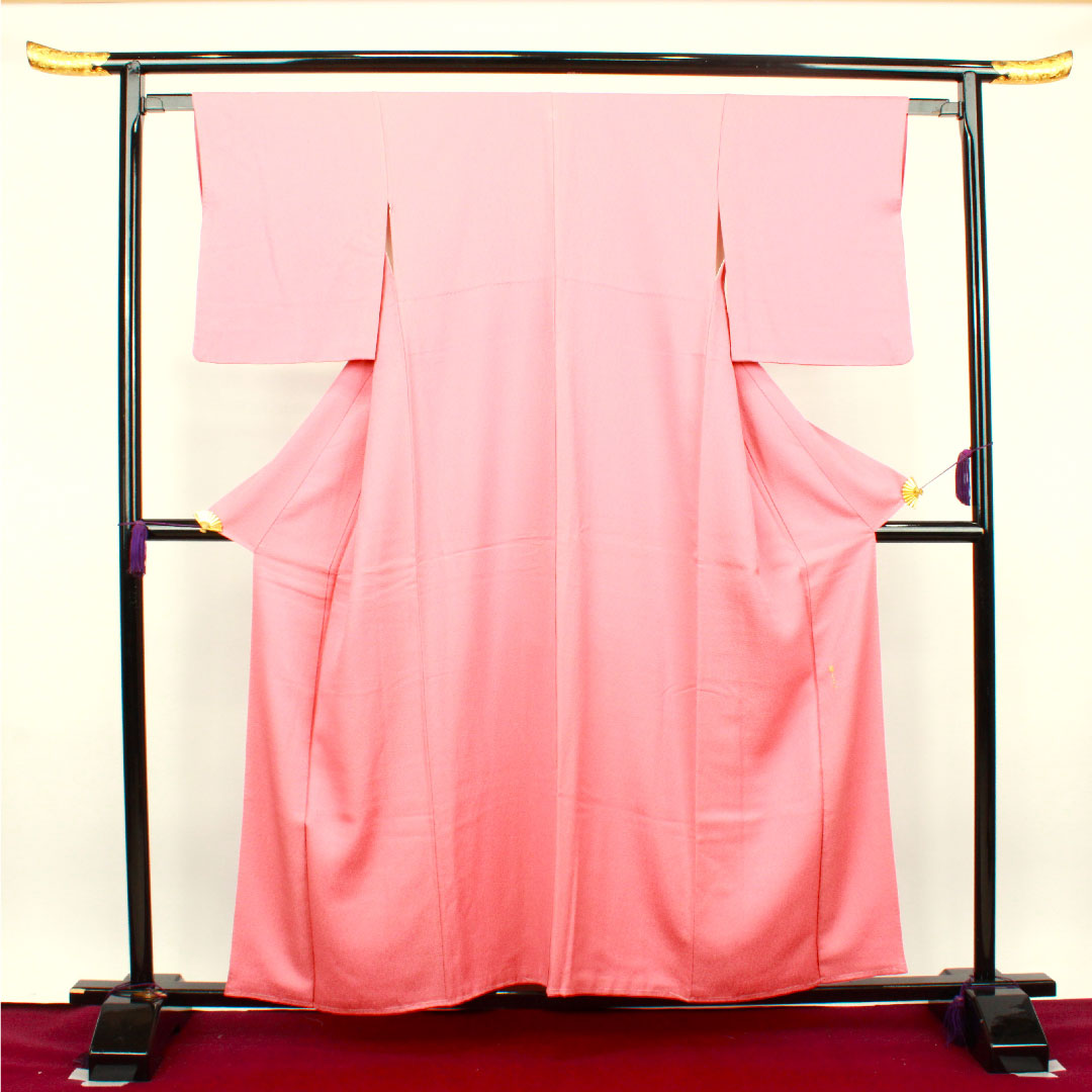 色無地 長春色 菊 八重片喰  身丈153.5cm 裄丈61cm 袷  正絹 Aランク ピンク系 1114000593213