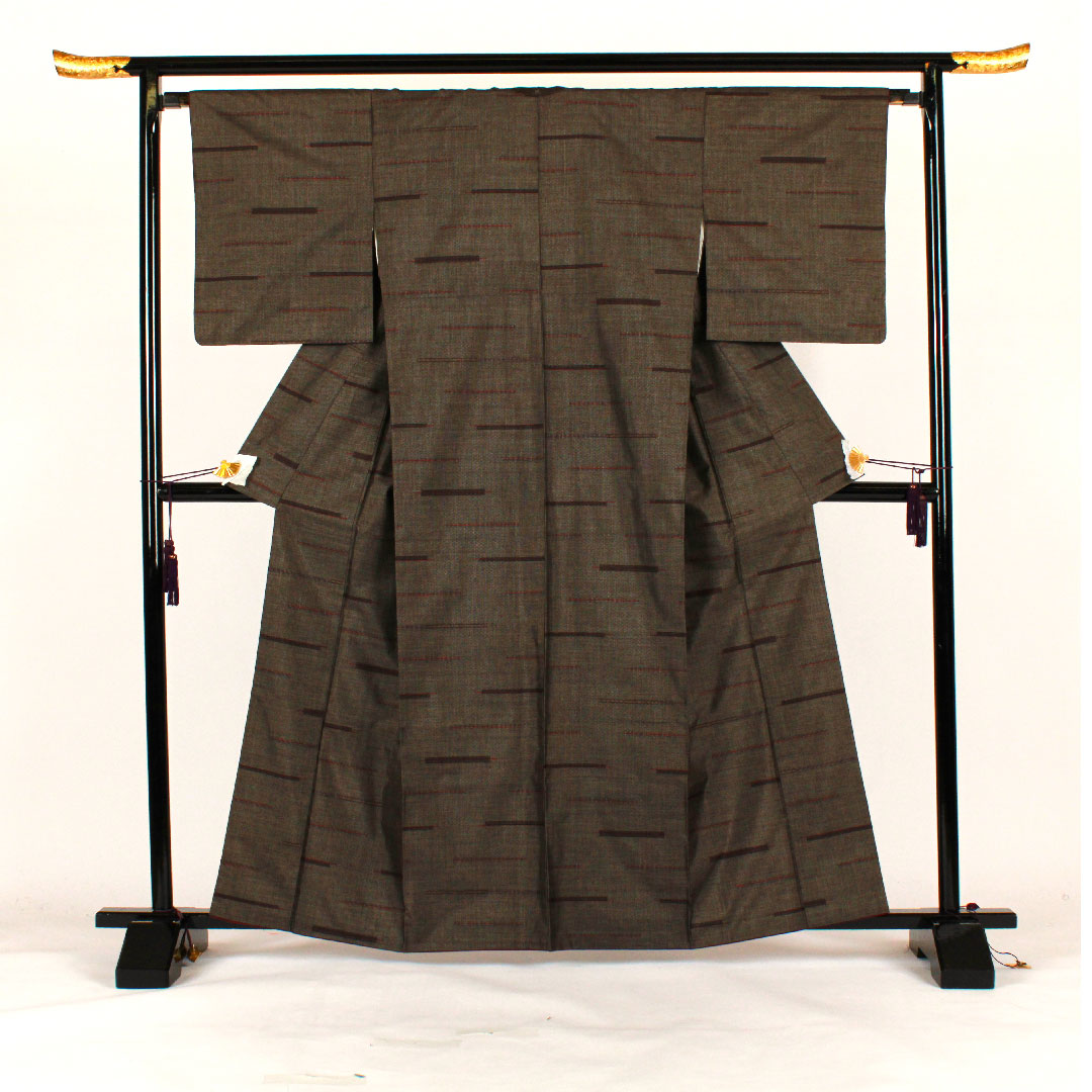大島紬 身丈163cm 裄丈66cm 経緯絣 幾何学模様 正絹 Sランク 袷 茶系 1116001182414