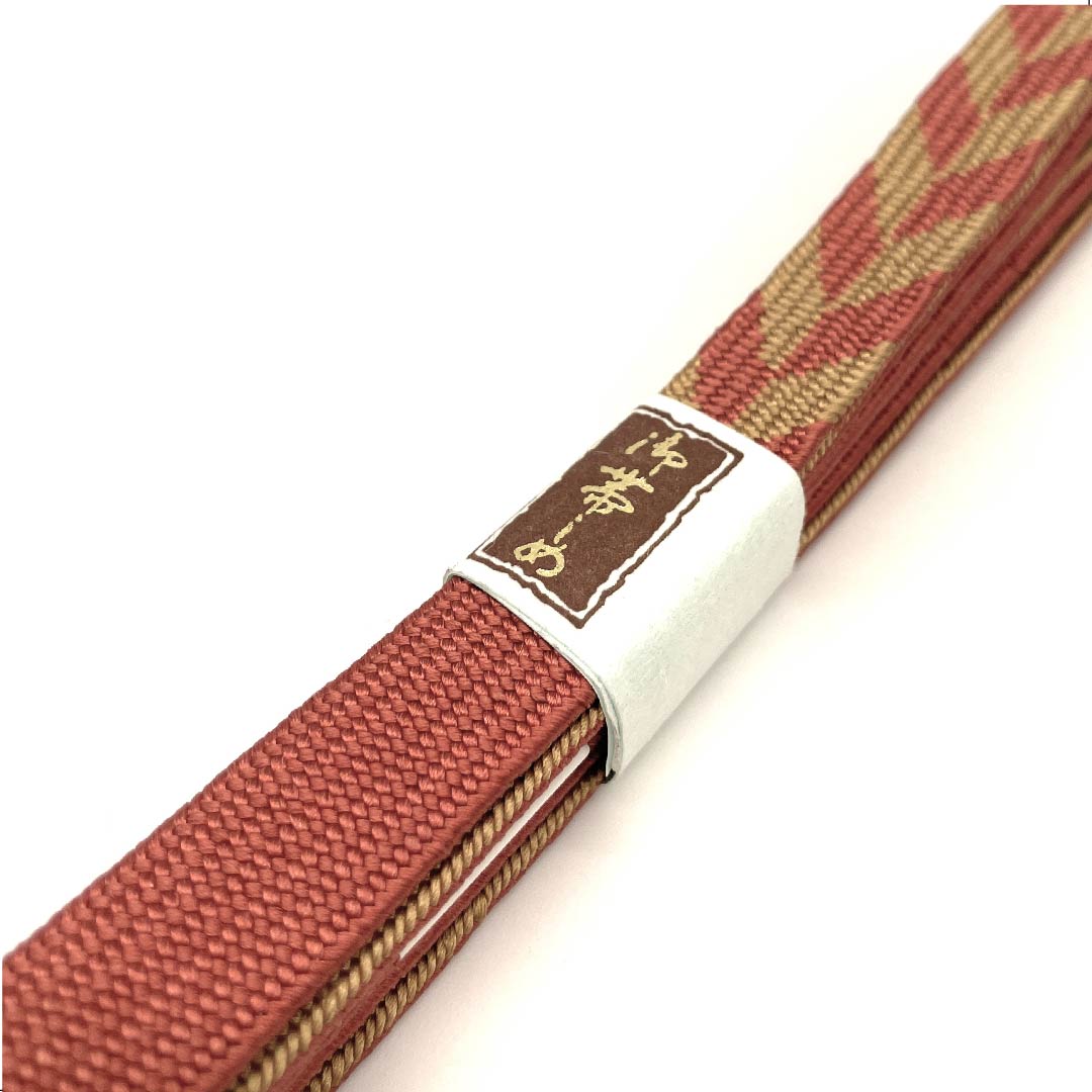 （新古品） 帯締め 正絹 四分紐 紅柿色（べにかきいろ） 泥染手組紐 新古品 長さ約162cm 幅約1.5cm カジュアル Sランク 橙系 1135002692326