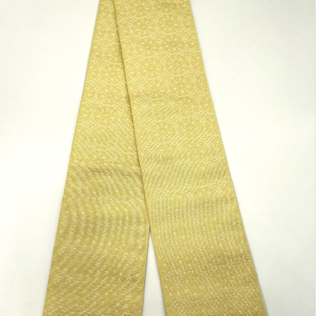 （新品）半幅帯 ポリエステル NEWランク 薄卵色（うすたまごいろ） 卯の花色（うのはないろ） 抽象花模様 幾何学模様 変わり格子 リバーシブル 帯丈400cm 黄系 1125002411423