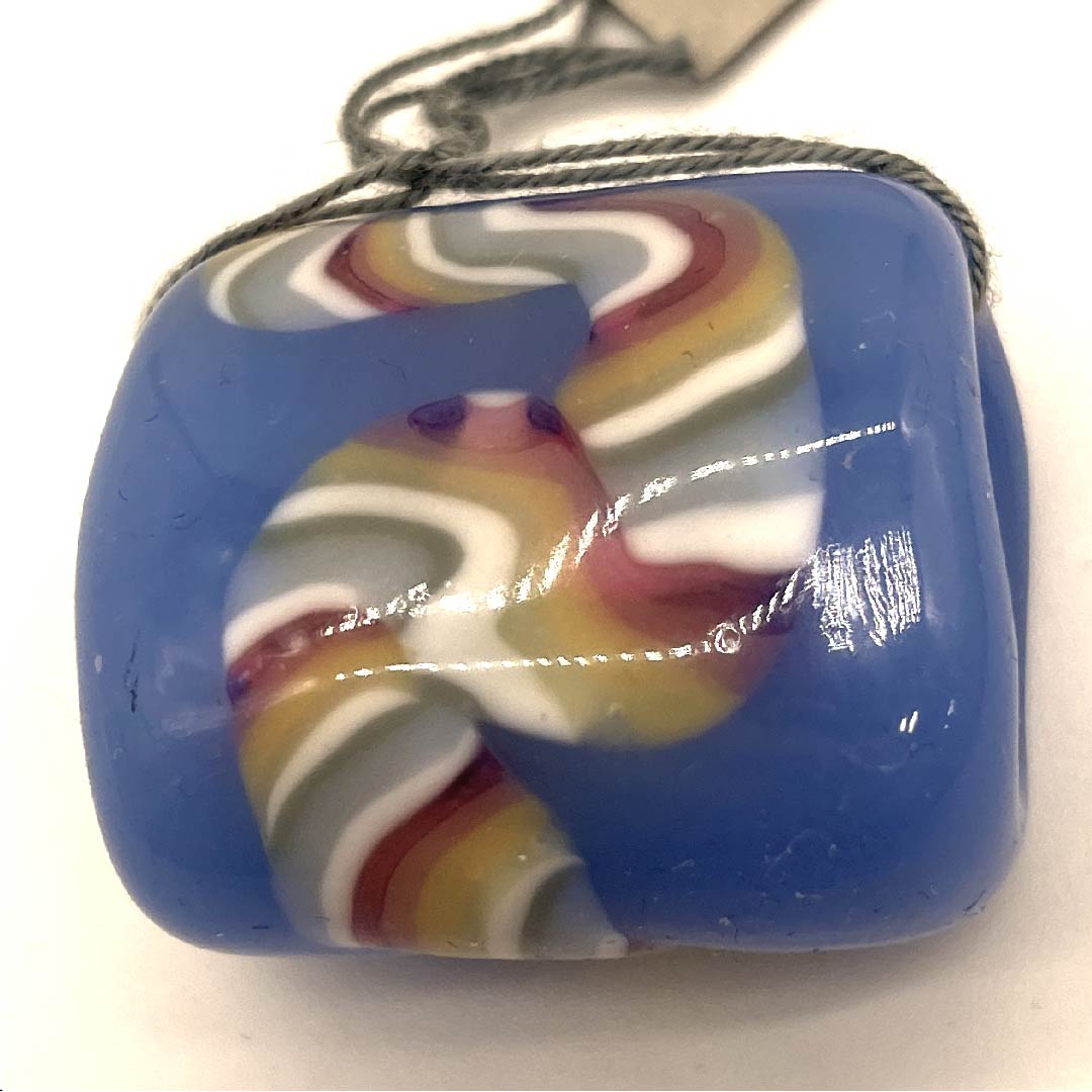 (New old stock) Obi fastener, ceramic, casual, sky blue, glass bead, spiral, geometric pattern, length approx. 2.5cm, width approx. 3cm, S rank, light blue, 1137000152924