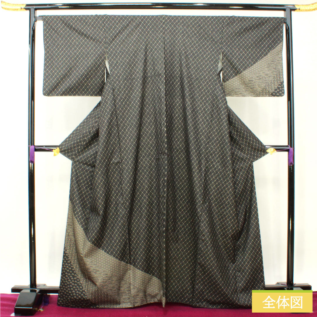 Homongi, pure silk, lined, length 167.5cm, sleeve length 69.5cm, pongee fabric, dyed Oshima, geometric pattern, Kirara Guard, S rank, black, 1112003582510