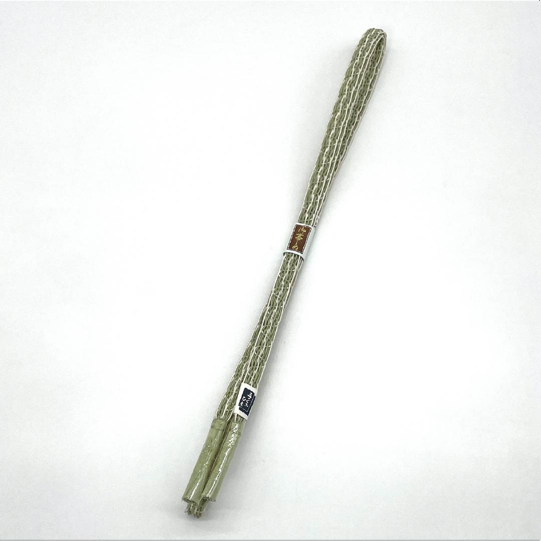 (新品)帯締め 正絹 NEWランク  薄柳色（うすやなぎいろ） 単衣用 夏用  長さ約160cm 幅約1.2cm カジュアル 緑系 1135005501319