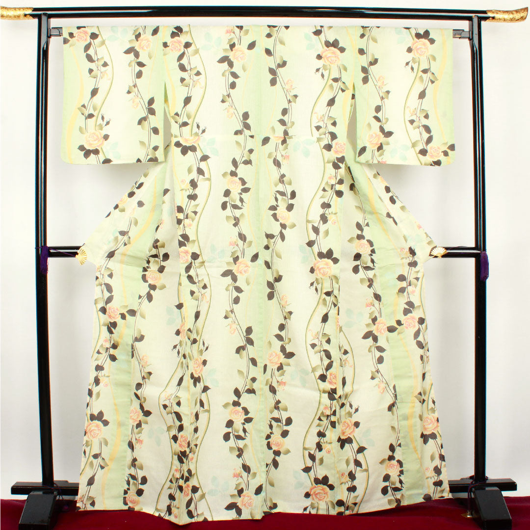 浴衣 薄緑色 乳白色 薔薇 木綿 Sランク 単衣 身丈165.5cm 裄丈67cm グラデーション系 1118000972599