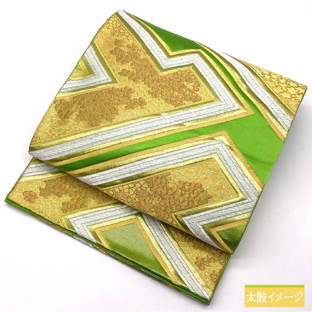 Yellow-green fukuro obi (sash) for furisode (long-sleeved kimono) made of pure silk by Hattori Orimono, featuring Shiratori Tsuzuriko. Length: 415cm. A-rank. Six-fold obi. Formal. Green. Product number: 1123014473319