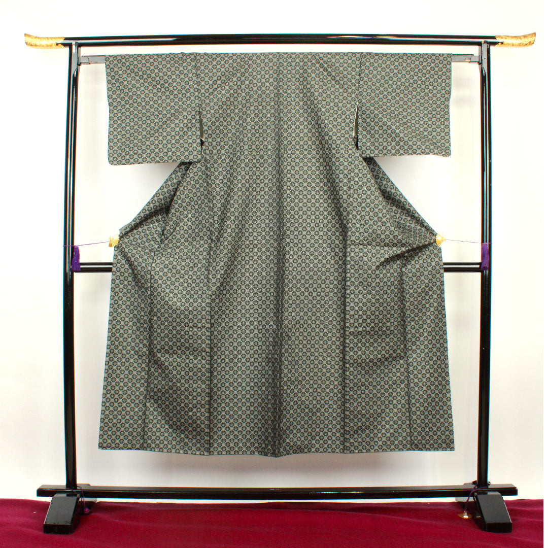村山大島 身丈148cm 裄丈62.5cm 幾何学模様 正絹 Aランク 袷 黒系 1116001953110