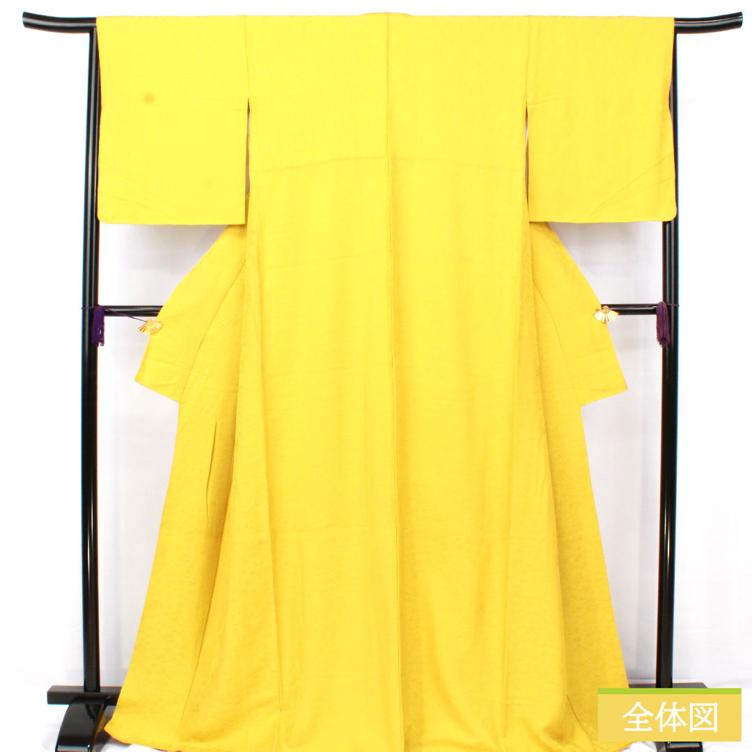 色無地 正絹 身丈168cm 裄丈65.5cm 藤黄色（とうおういろ） 唐草模様 袷 Aランク 黄系 1114001673523