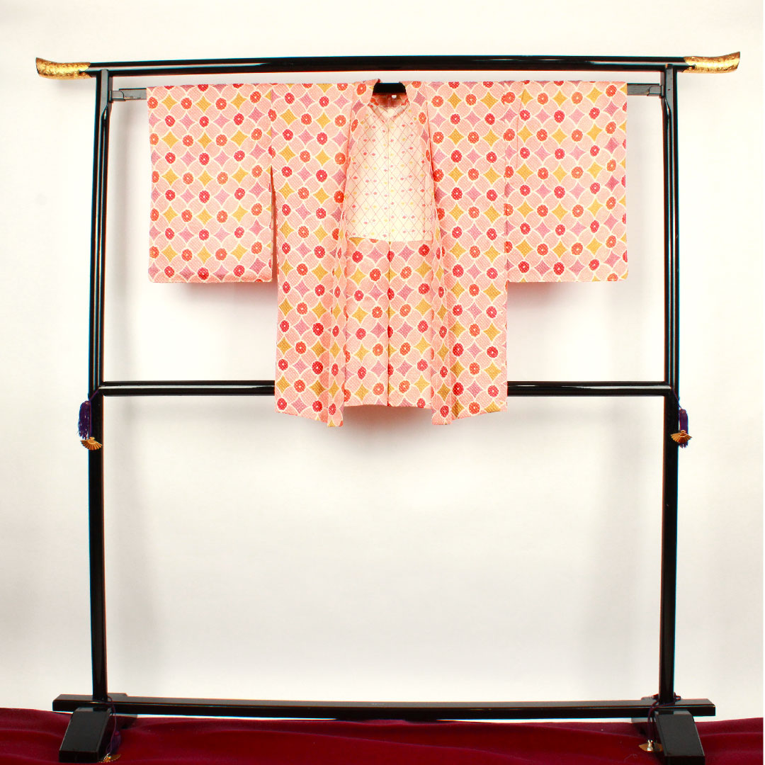 羽織 身丈82cm 裄丈62.5cm 中紅色 絞り 幾何学模様 正絹 Aランク 袷 ピンク系 1117000263913