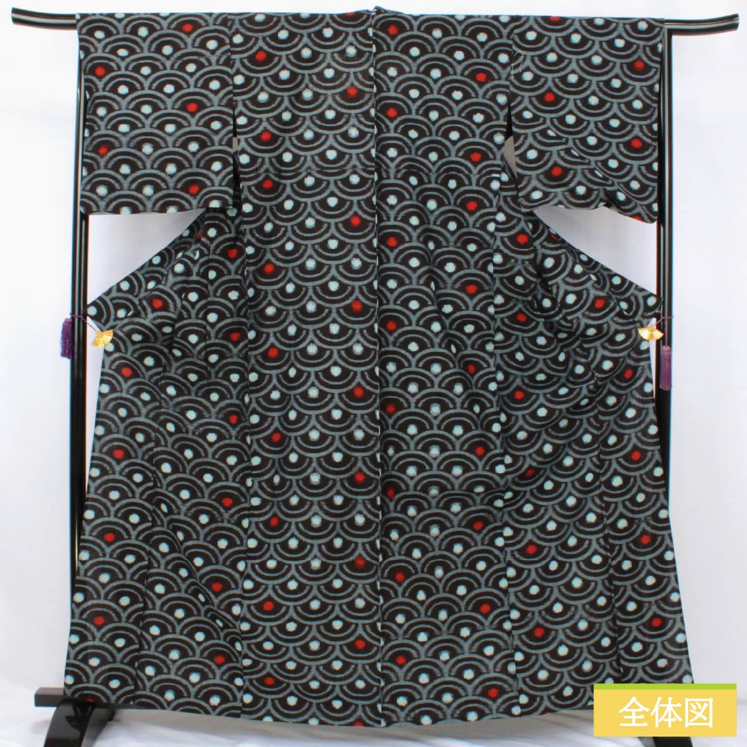 紬 木綿 Aランク 身丈164.5cm 裄丈66.5cm 久留米絣 青海波 単衣 紺系 1116004423418