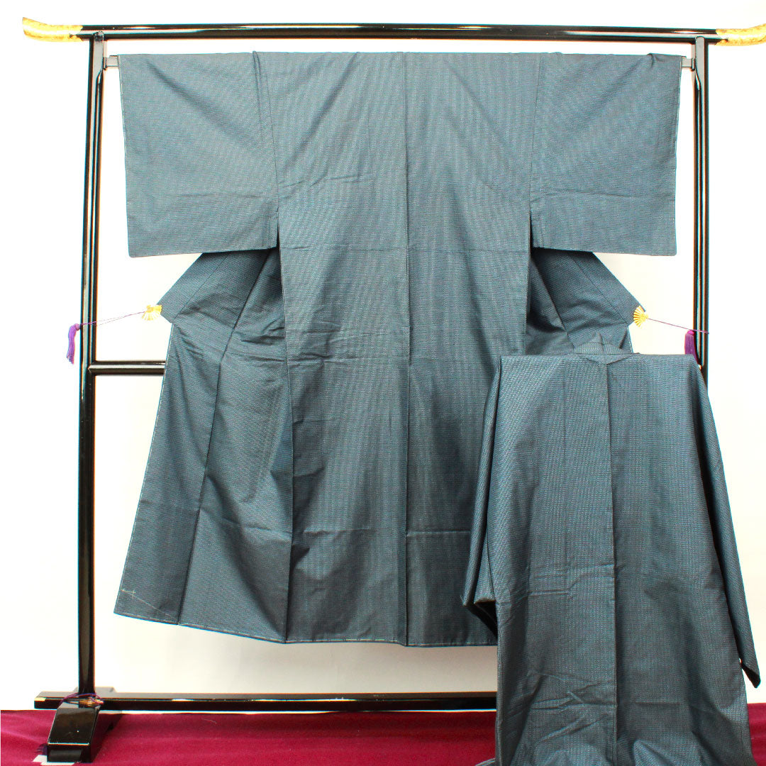 男物 身丈142.5cm 裄丈66.5cm 大島紬 アンサンブル 経緯絣 正絹 Sランク 袷 紺系 1119000482418