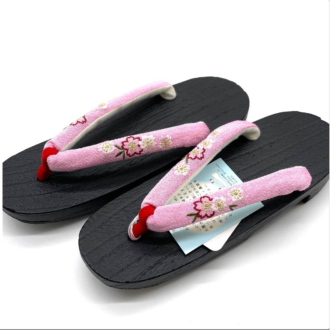 （新品未使用品）下駄 ちりめん 刺繍 桜 XLサイズ 黒系 NEWランク 1122001081510