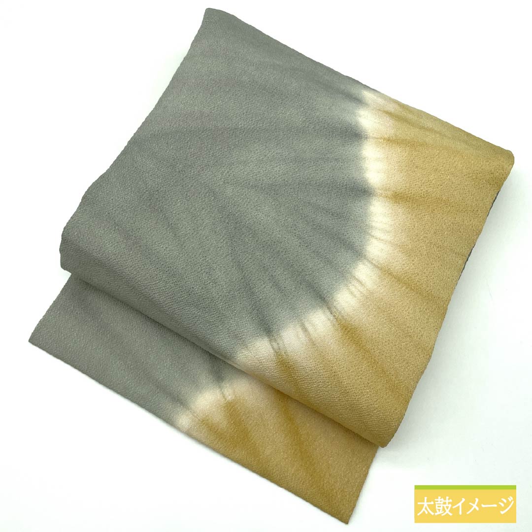名古屋帯 麦藁色（むぎわらいろ） 染め帯 ちりめん地 抽象模様 帯丈351cm 正絹 Sランク 全通 カジュアル グラデーション系 1124006932399 名古屋仕立て