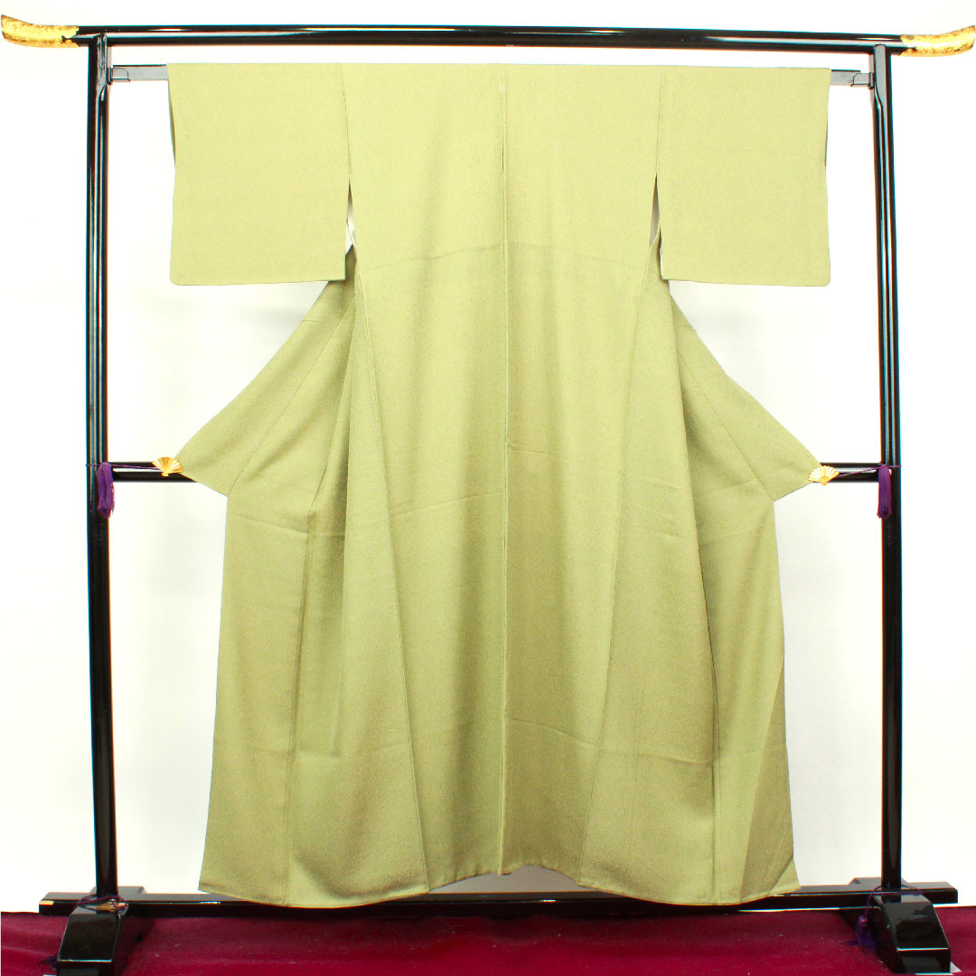 Komon Length 153.5cm Sleeve length 62cm Awase Rikyu color Edo komon Artist's work Shark Pure silk A rank Green 1115003443219