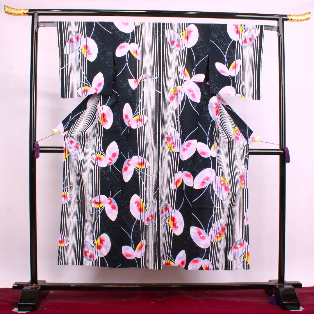 浴衣 黒色 蝶 縦縞 星 木綿 Sランク 単衣 身丈148.5cm 裄丈61.5cm 黒系 1118004322110