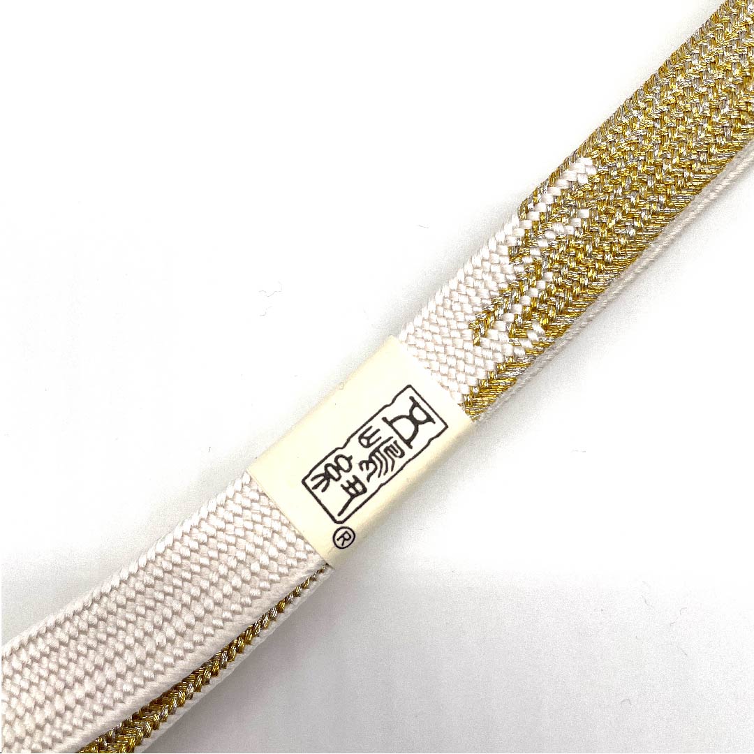 (New old stock) Obi-jime (belt fastener) made of pure silk, quarter-length cord, white, Goshima-himo, Edo-kumihimo, with metal thread, length approx. 159cm, width approx. 1.5cm, formal, S rank, white, 1135000462311