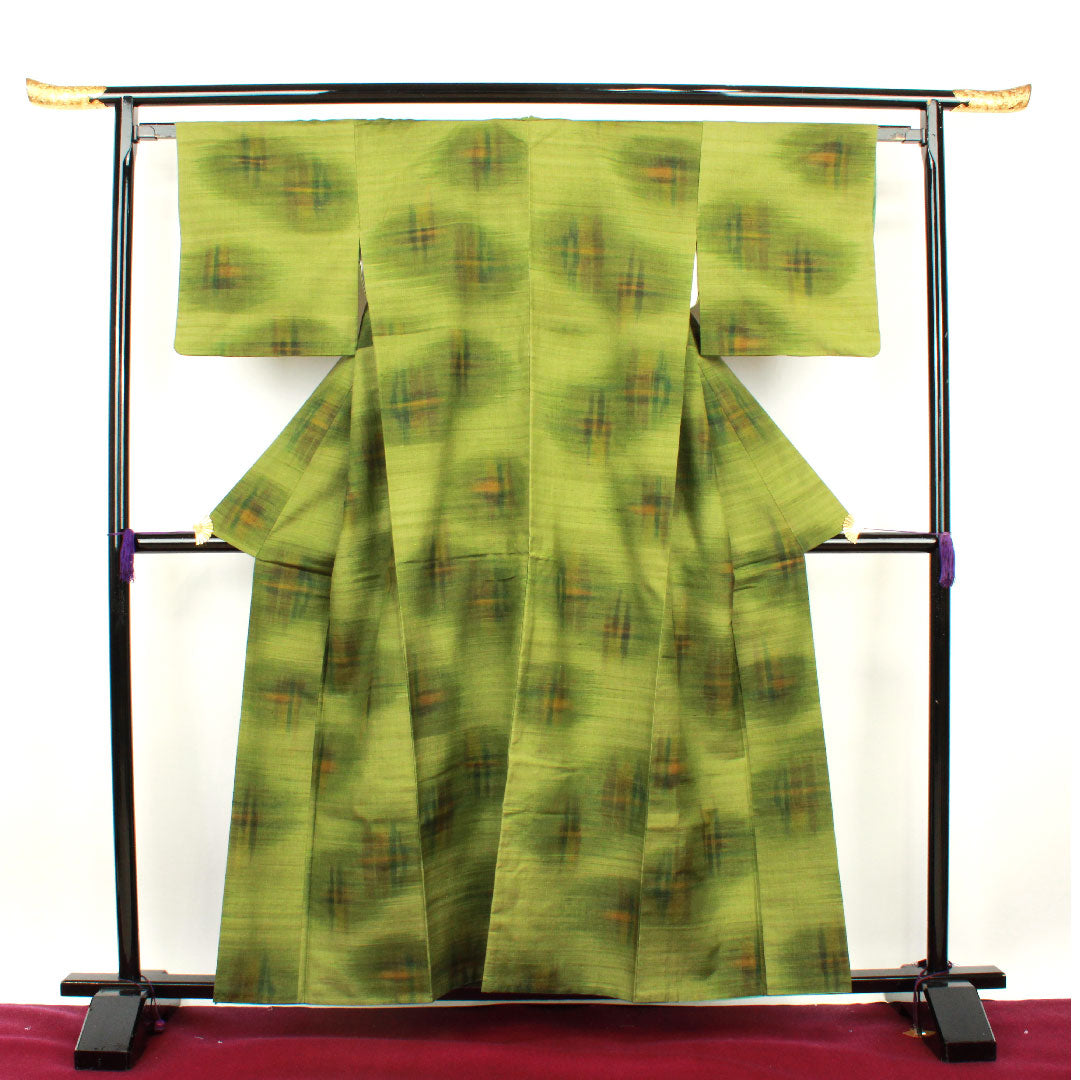 紬 身丈158cm 裄丈61cm 緑衫色 抽象模様 正絹 Sランク 袷 緑系 1116002042319