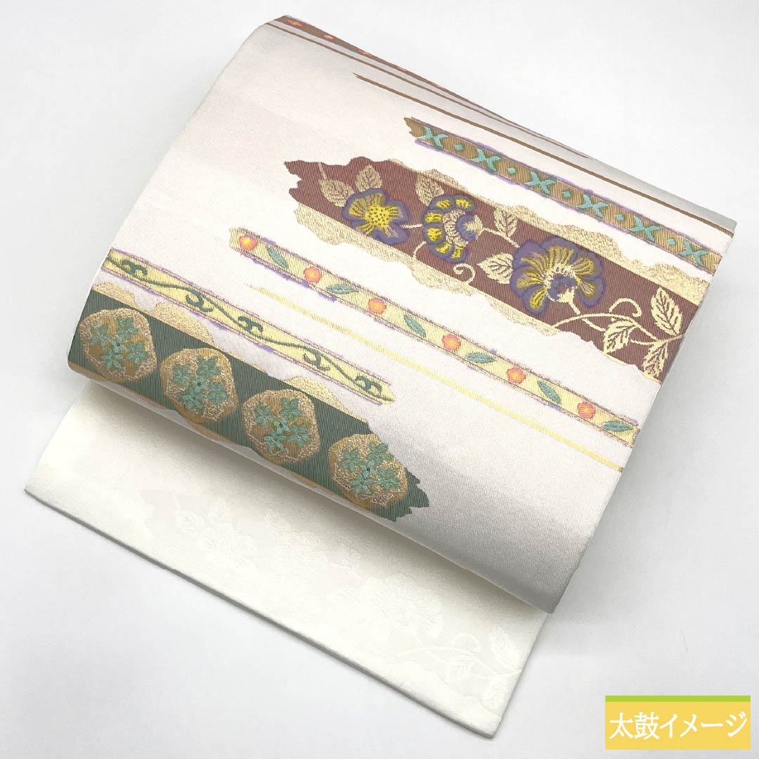 名古屋帯 ポリエステル Sランク 古典柄 横段調 唐花 帯丈372cm ポイント柄 セミフォーマル 白系 1124010792311 名古屋仕立て