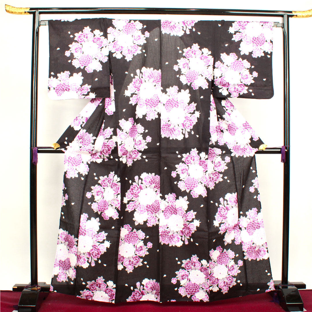 浴衣 菊 薔薇 木綿 Sランク 単衣 身丈165.5cm 裄丈66.5cm 黒系 1118001372510