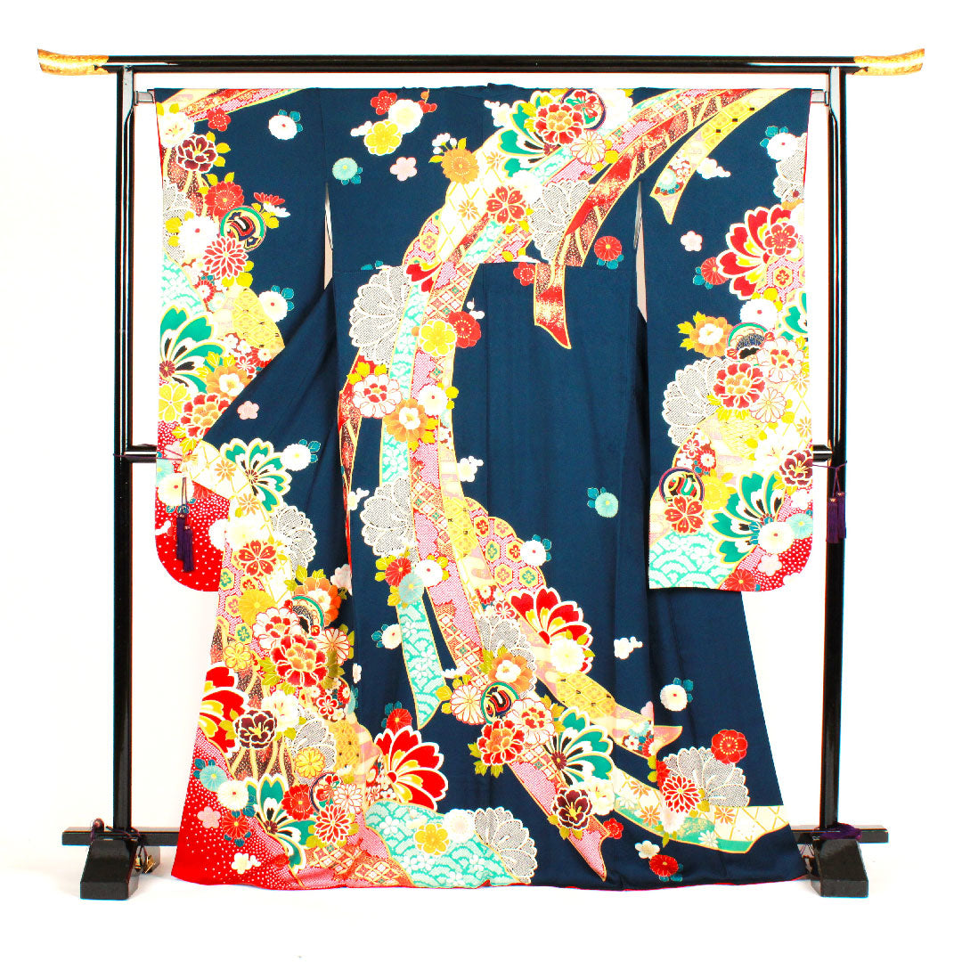 振袖 身丈170cm 裄丈68cm 袷  京友禅 熨斗に花模様 正絹 Sランク 紺系 1113000532618