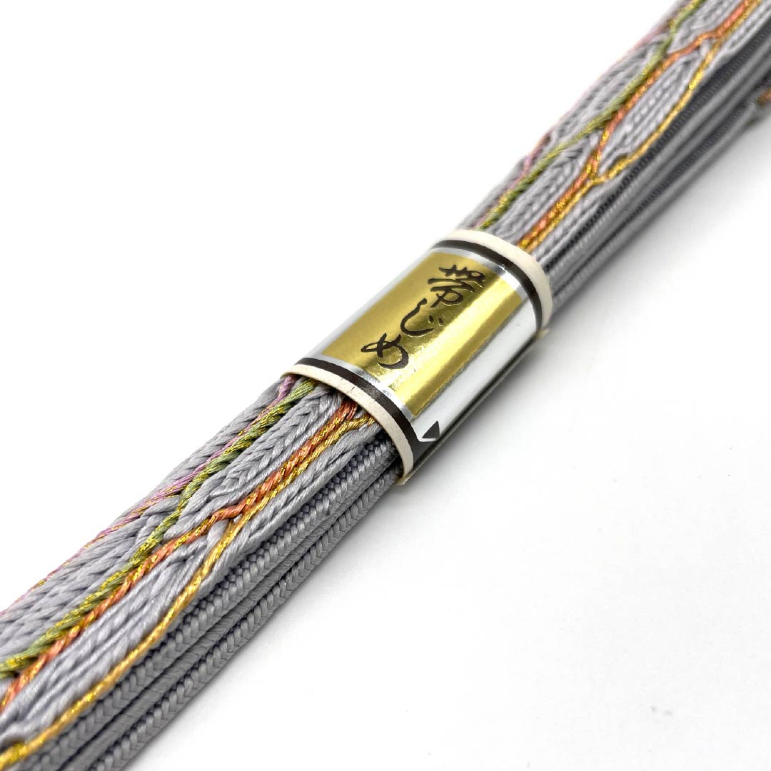 （新古品） 帯締め 正絹  鈍紫色（にぶむらさきいろ） 幅広め 長さ約164.5cm 幅約1.7cm フォーマル NEWランク グレー系 1135003401322