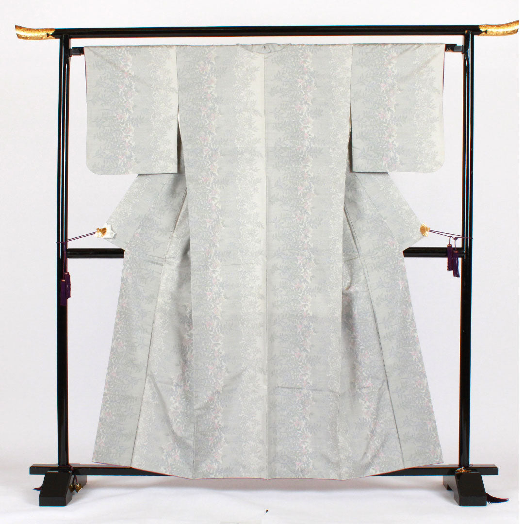 大島紬 身丈160cm 裄丈66cm 草花模様 正絹 Bランク 袷 グレー系 1116001484422