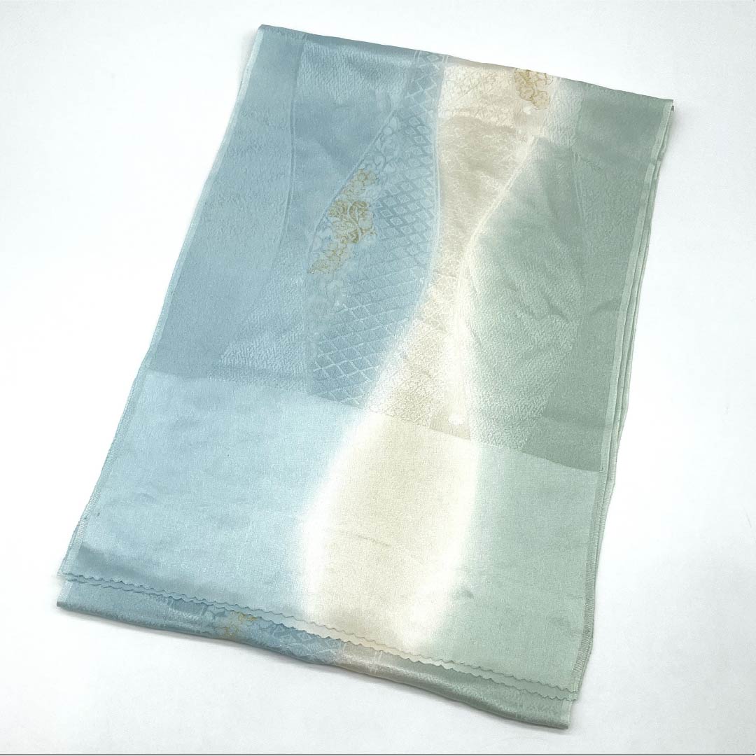Obiage (kimono sashage) silk S-rank semi-formal Kinuta-seiji (celadon) Seiji (celadon) Tachiwaku (vertical wavy lines) gradation Length approx. 182cm Width approx. 30cm Gradation style 1136004412999