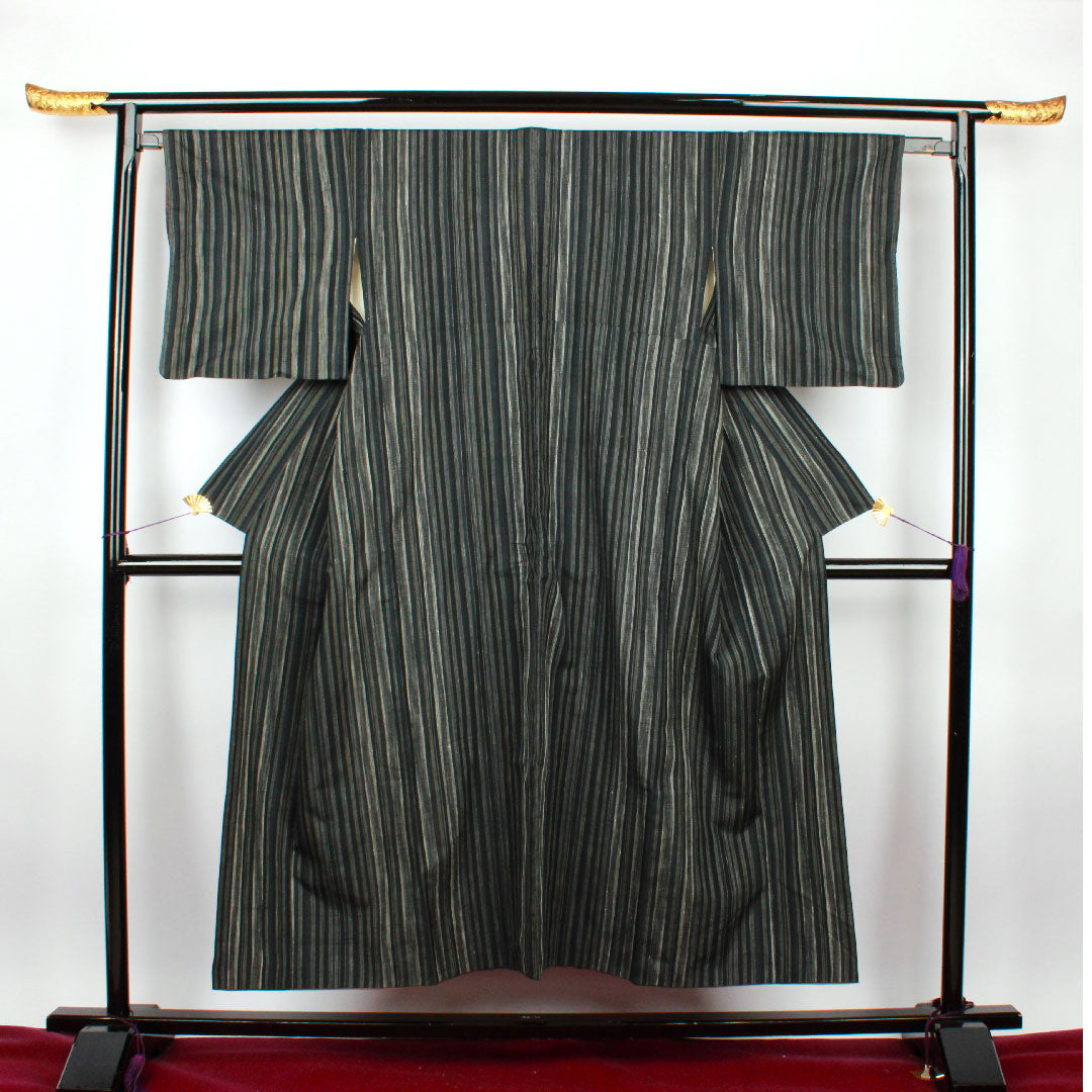 紬 身丈150cm 裄丈65cm 縞 十日町紬 正絹 Aランク 袷 グラデ 1116001833199