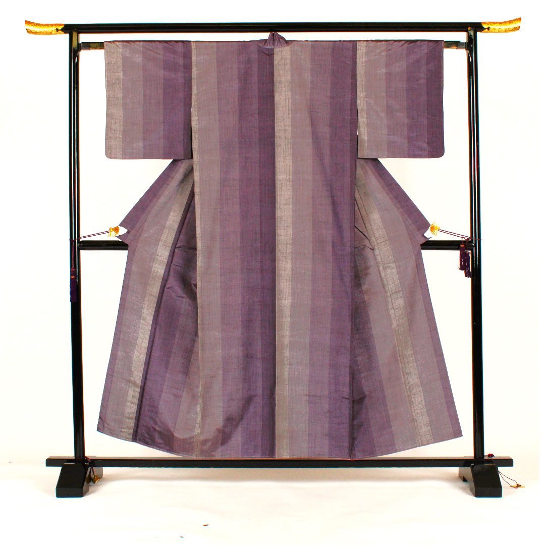 紬 身丈155cm 裄丈63cm 縞模様 手織り 正絹 Sランク 袷 紫系 1116000992320