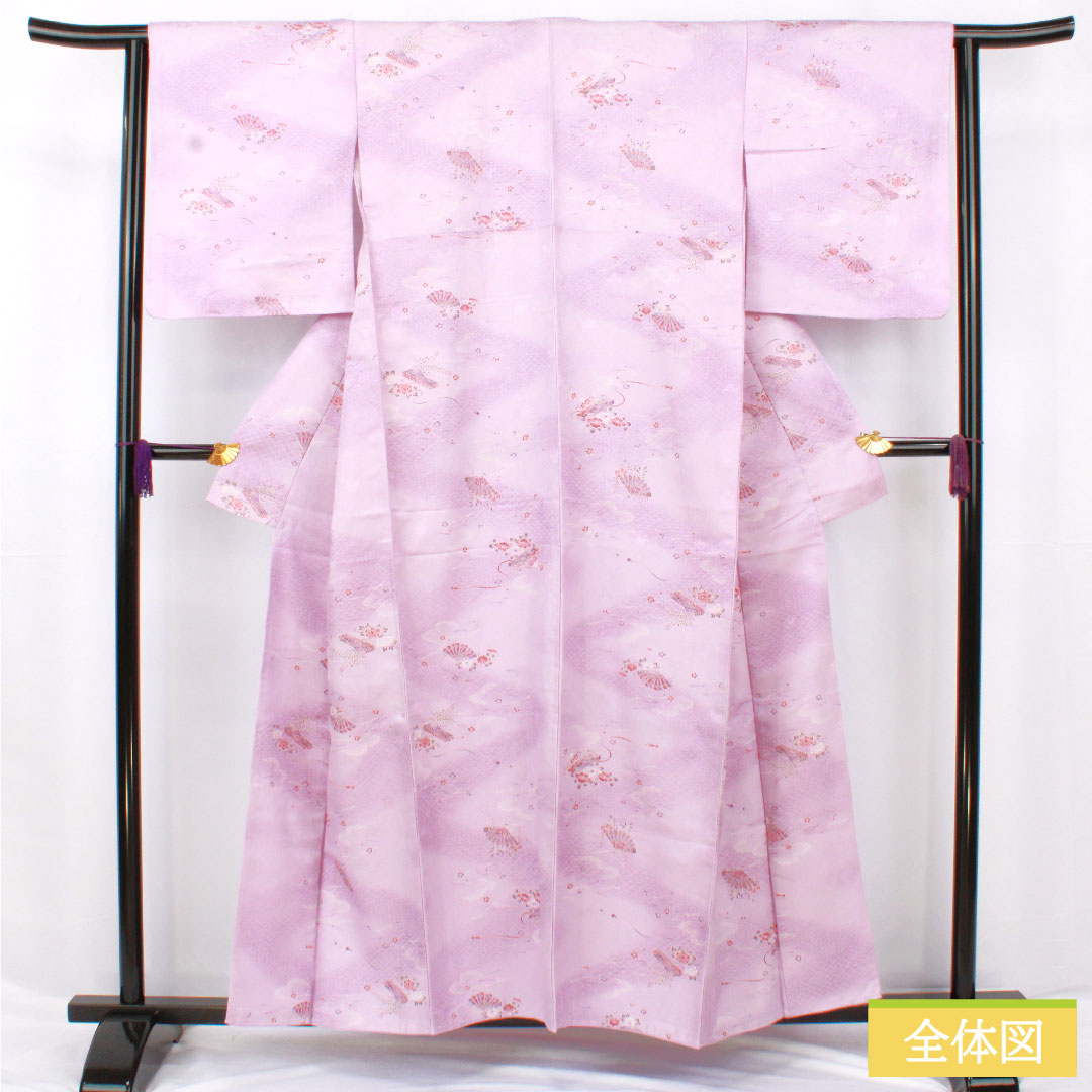 小紋 ポリエステル 身丈157cm 裄丈63cm 袷 浅紫色（あさきむらさきいろ） 洗える着物 吉祥文様 しつけ糸付き 未使用品 Sランク 紫系 1115004572320